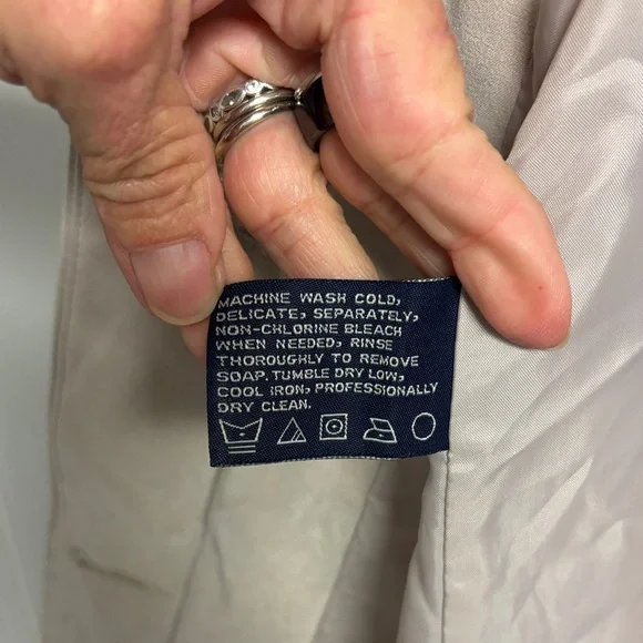 London Fog Women's Beige Trench Coat - Picture 7 of 15